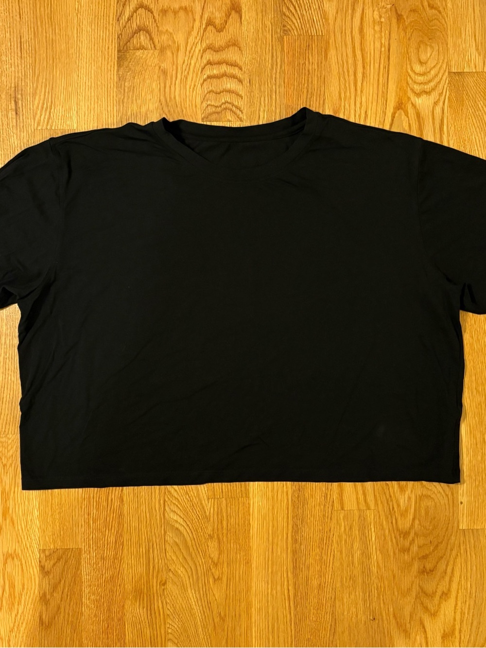 Black Women's Crewneck Cropped Tee Sz XL